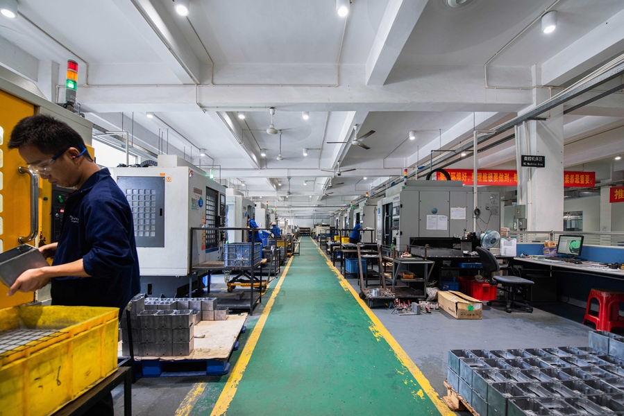 Sichuan Huijie Automobile Sales And Service Co., Ltd. linha de produção do fabricante