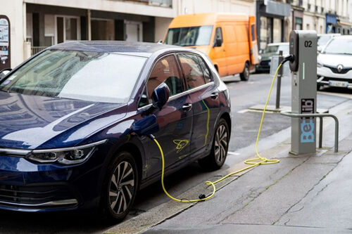 Latest company news about How Chinese EV Charger Factories Power Global Roll‑Outs in Europe, the Middle East & North America